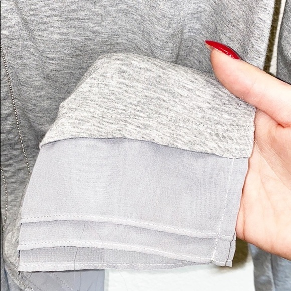 WHBM Gray V Neck Sparkle Detail Long Sleeve Top - Picture 6 of 10